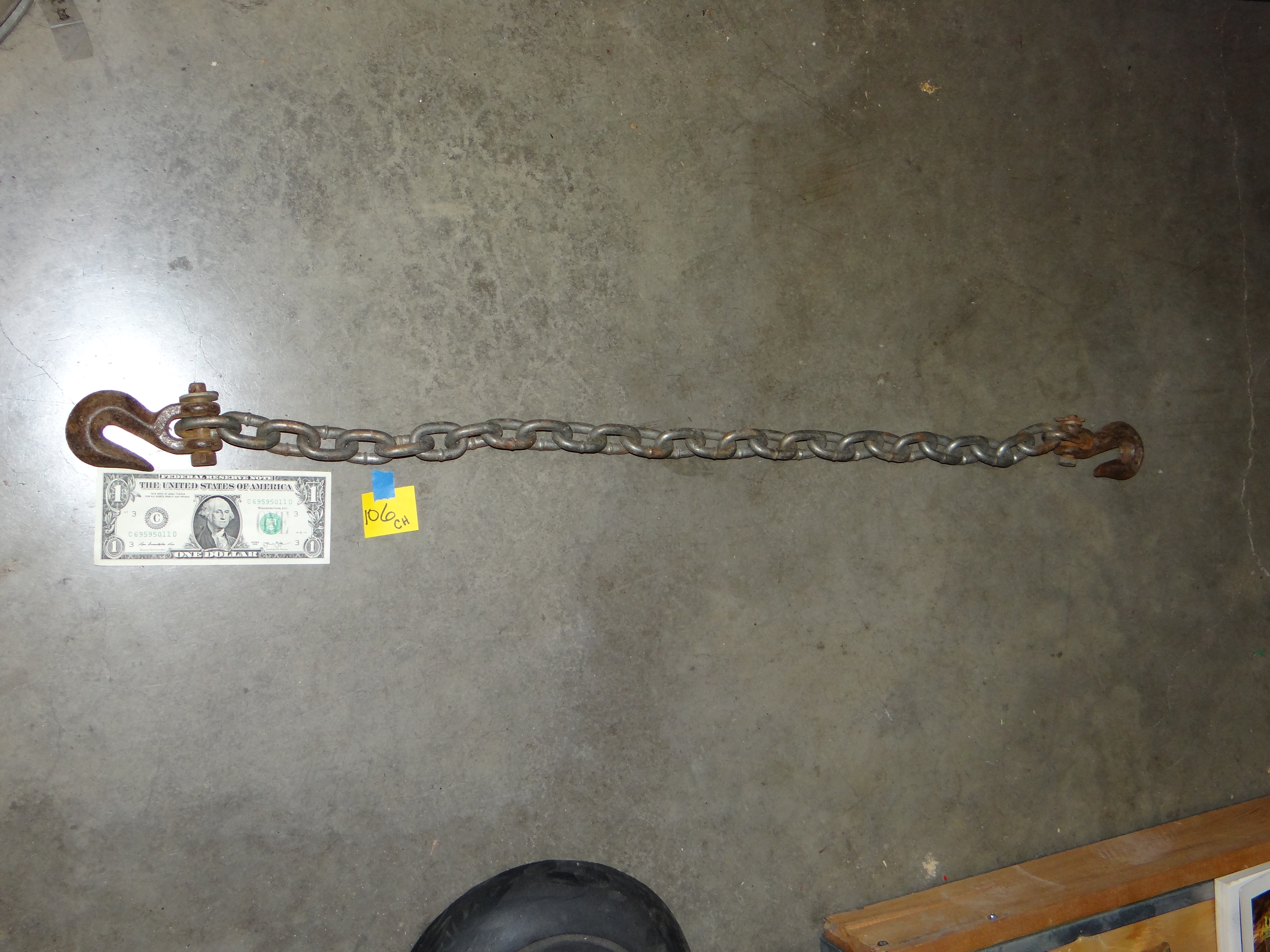 CH106-Chain w/ Hooks On Both Ends Approx 37in Long