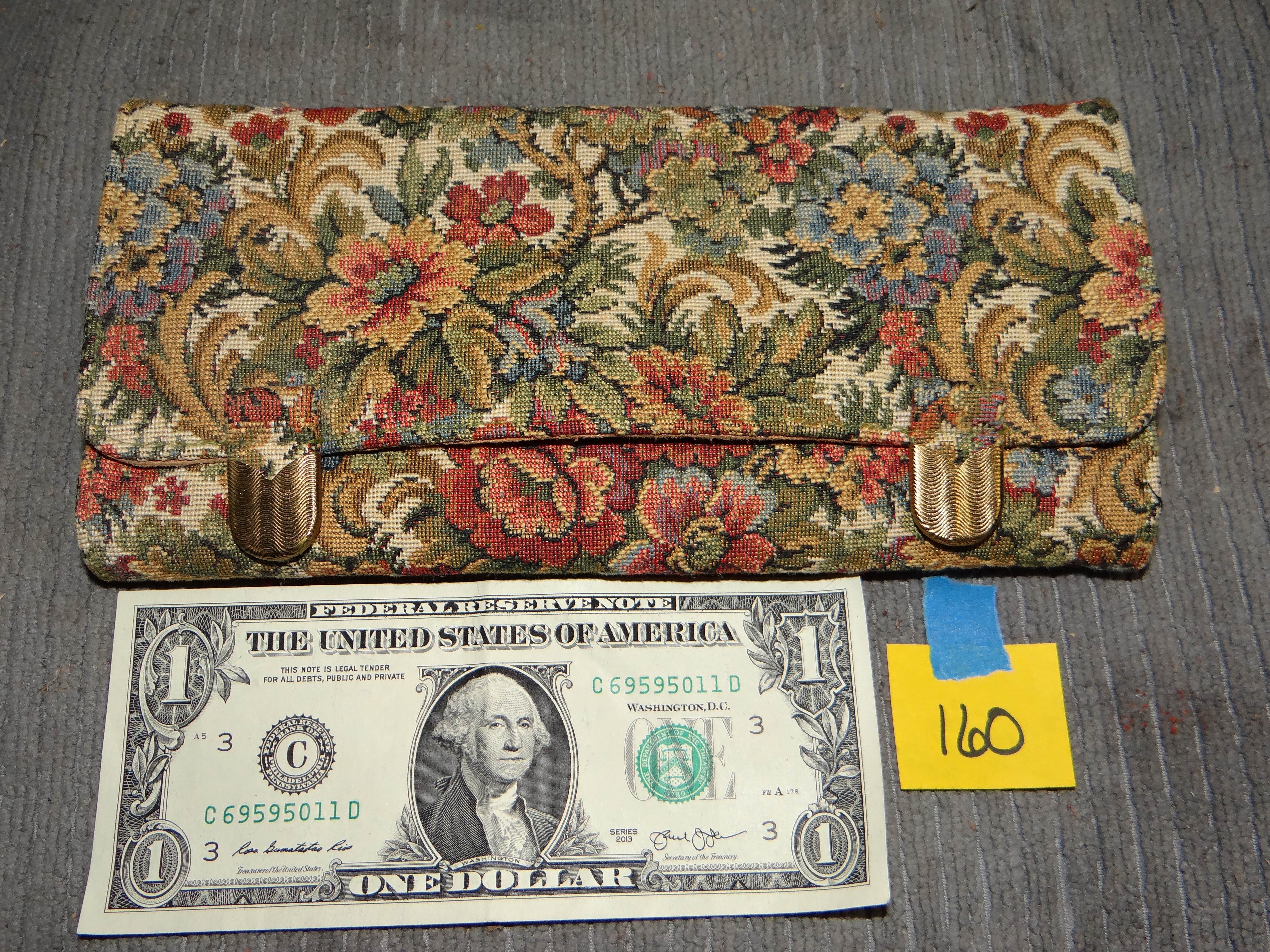160-Vintage Floral Carpet Bag Style Travel Jewelry Wallet