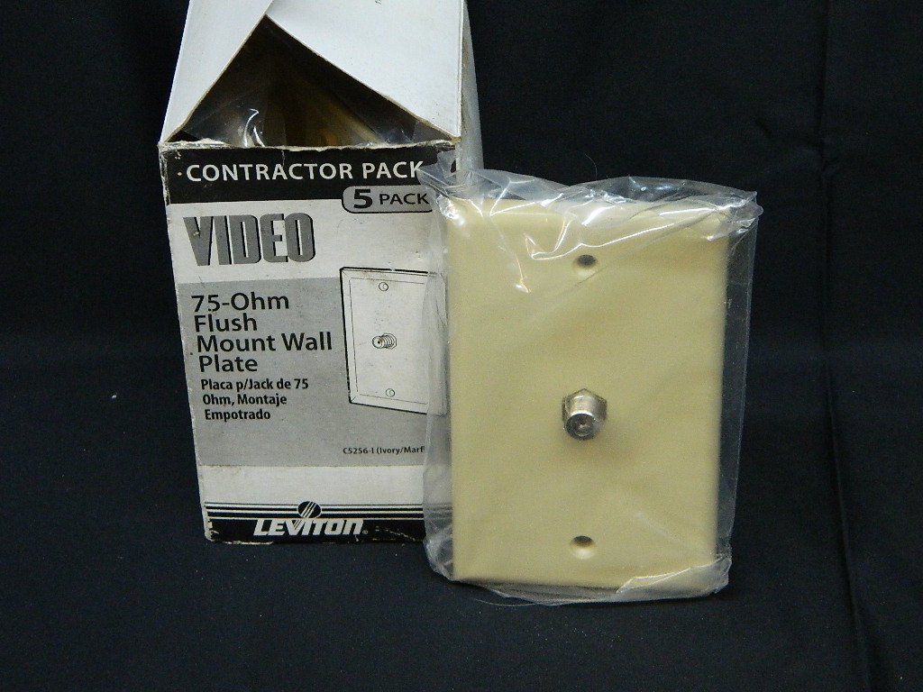 AA2924- NEW BOX of Video 75-Ohm Flush Mount Wall Plates '5 Count'