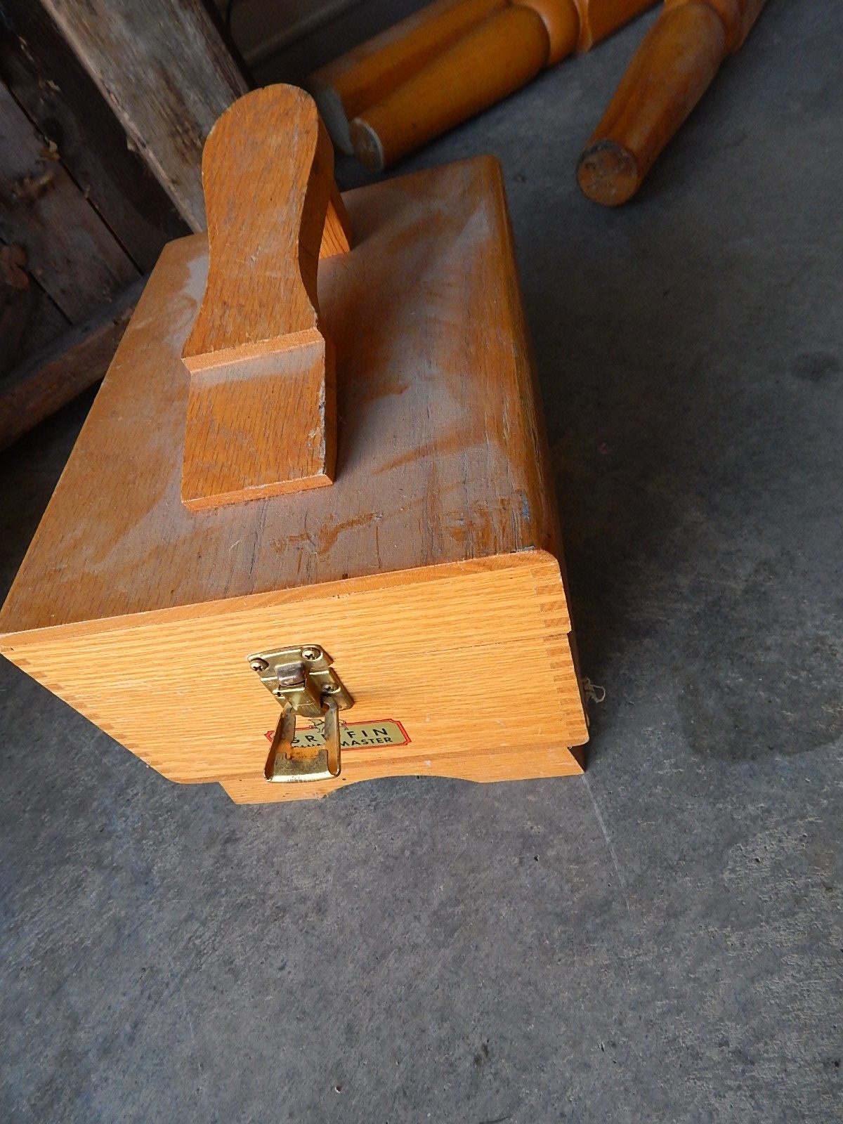 12-Vintage Griffin Shinemaster Shoe Wooden Shine Box w/ Accessories Inside