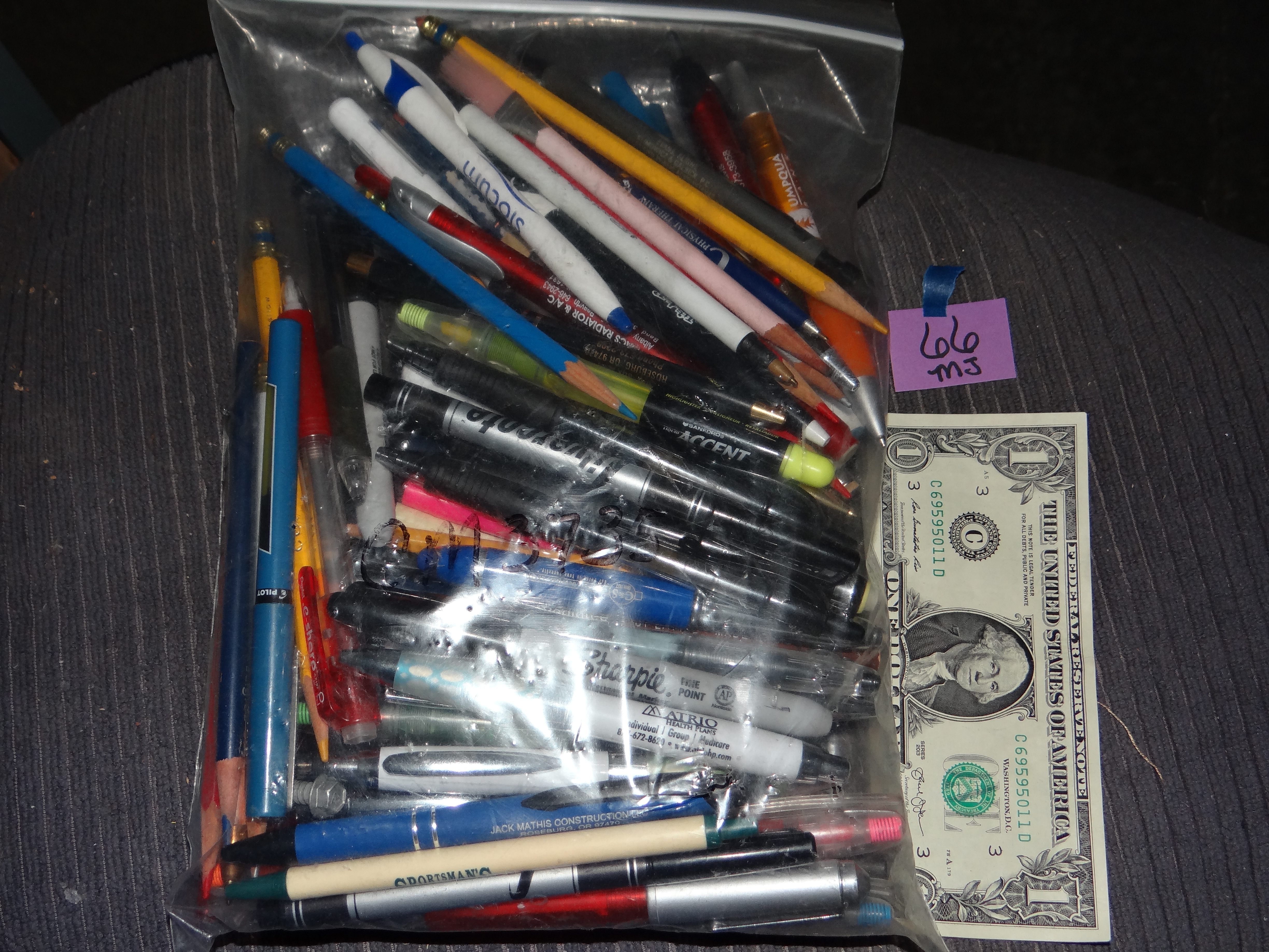 MJ66-Large Baggy Full of Various Pens & Pencils, Great To Have Around The House