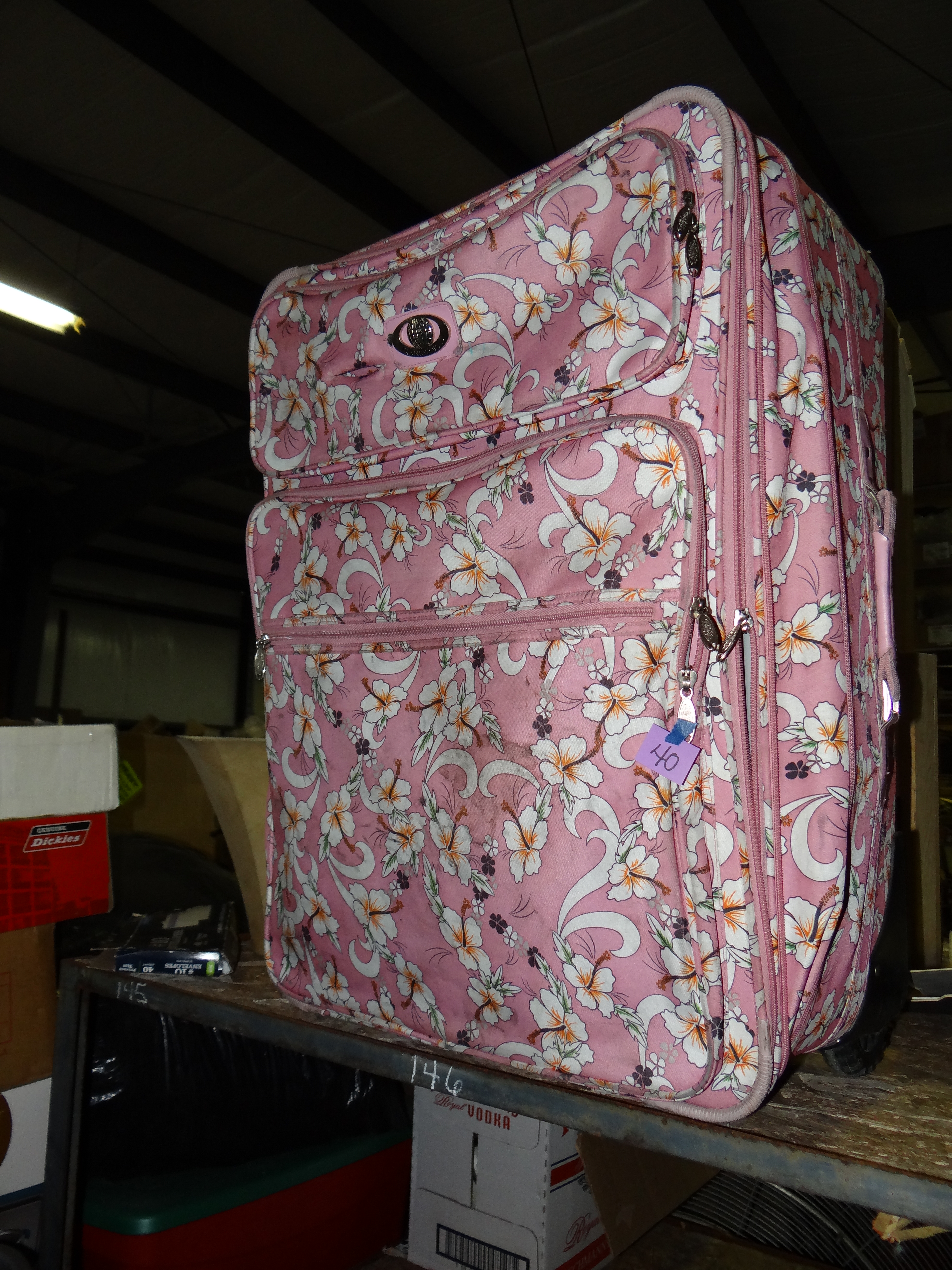 40-EXTRA LARGE Pink w/ Hibiscus Flowers Suitcase w/ Wheels & Extendable Handle