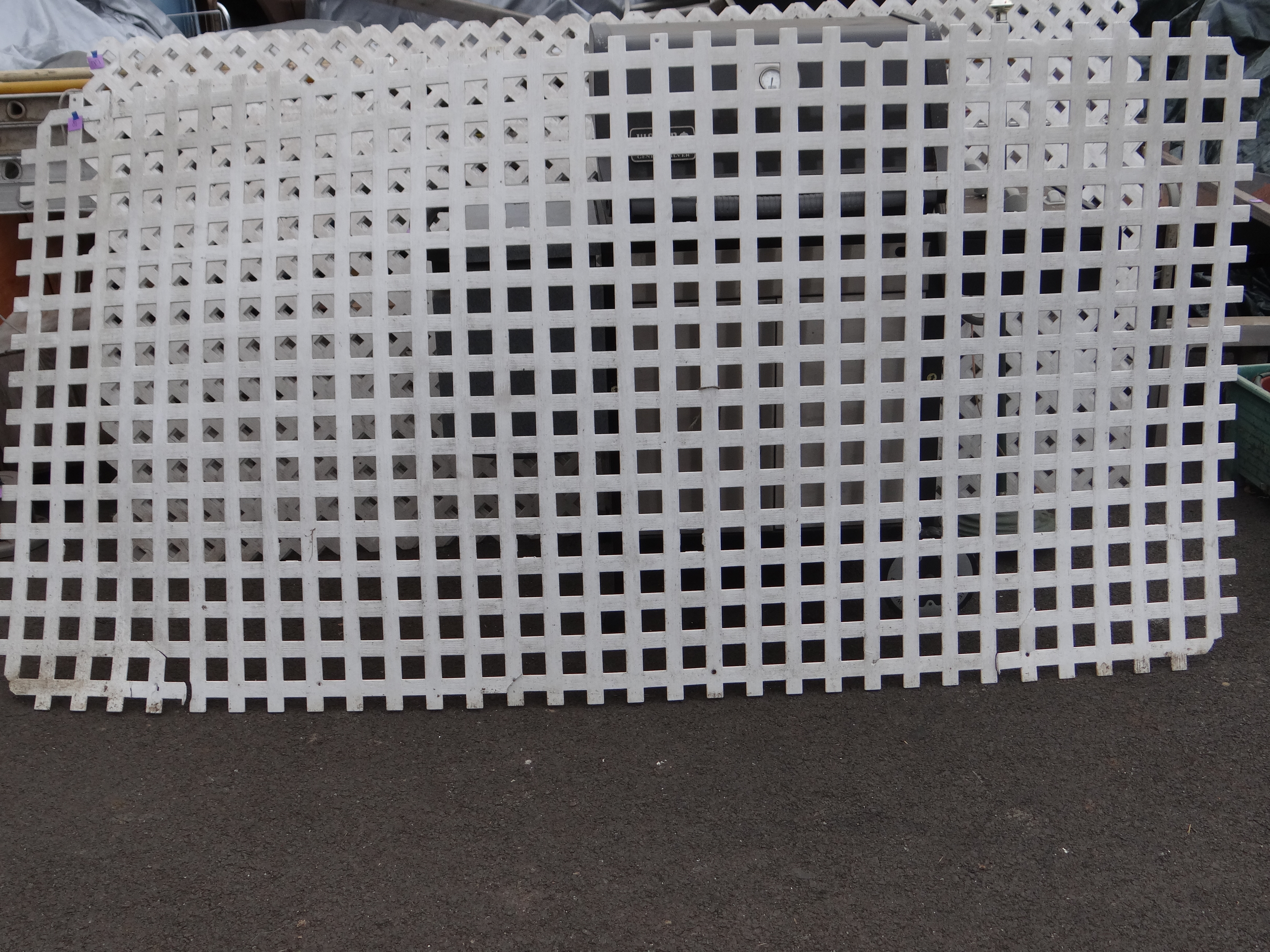 81-Single Piece of Plastic Lattice (square holes) 48-1/2in T x 95-1/2in W
