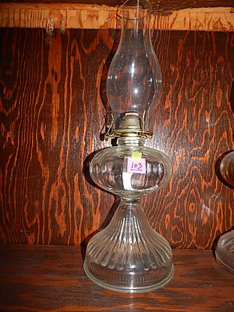 103-Kerosene Lamp w/ Chimney #3
