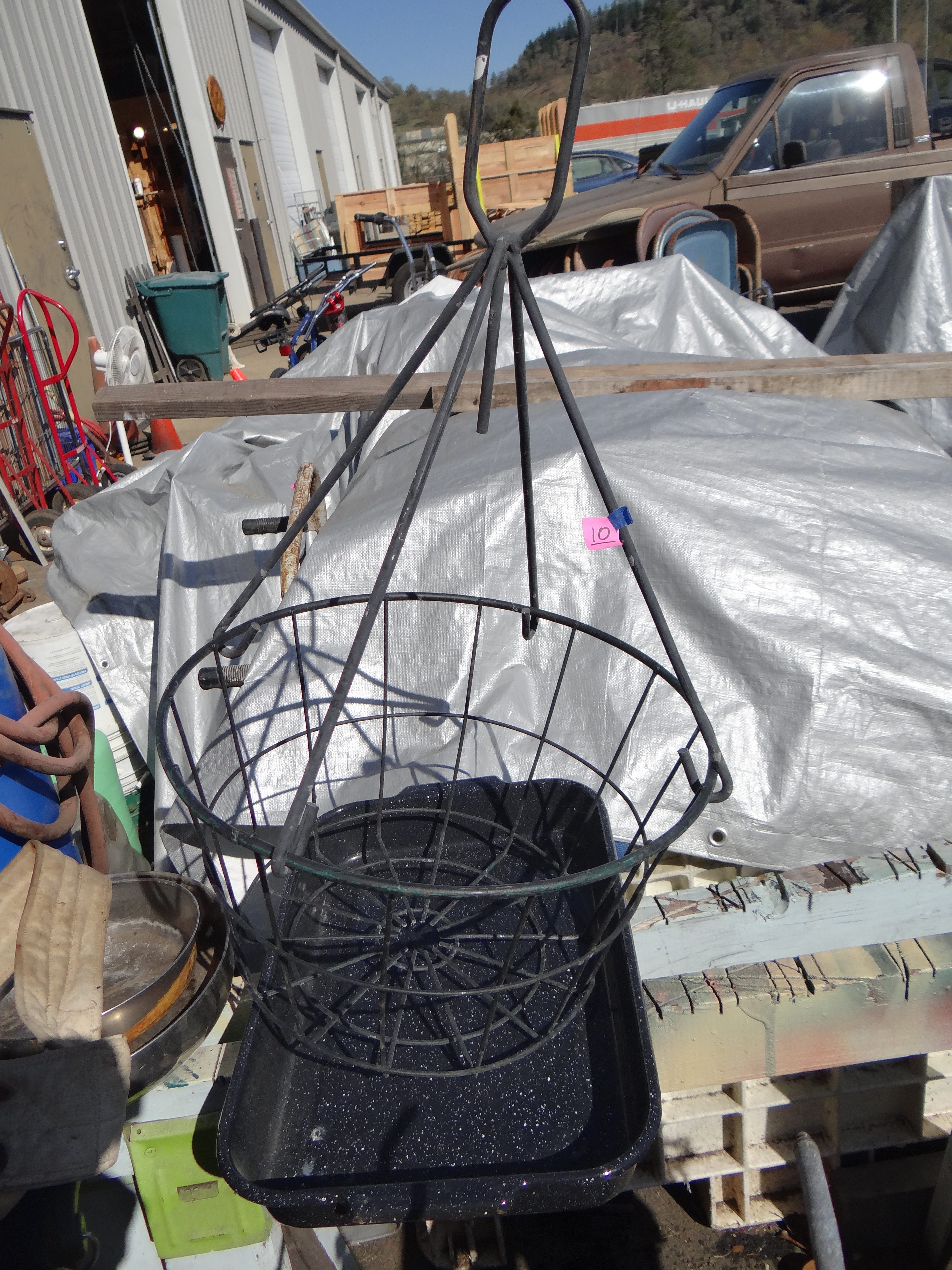 CB10-Wrought Iron Hanging Basket