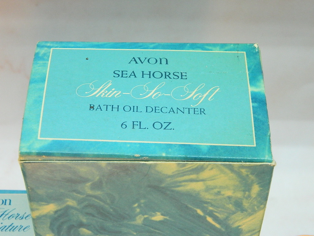 BH5845- Vintage IN BOX's Pair of Collectible 'AVON' Glass Sea