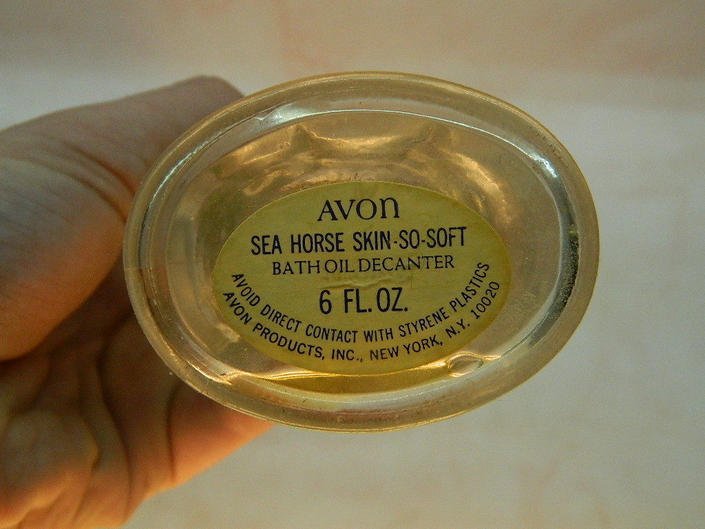 BH5845- Vintage IN BOX's Pair of Collectible 'AVON' Glass Sea