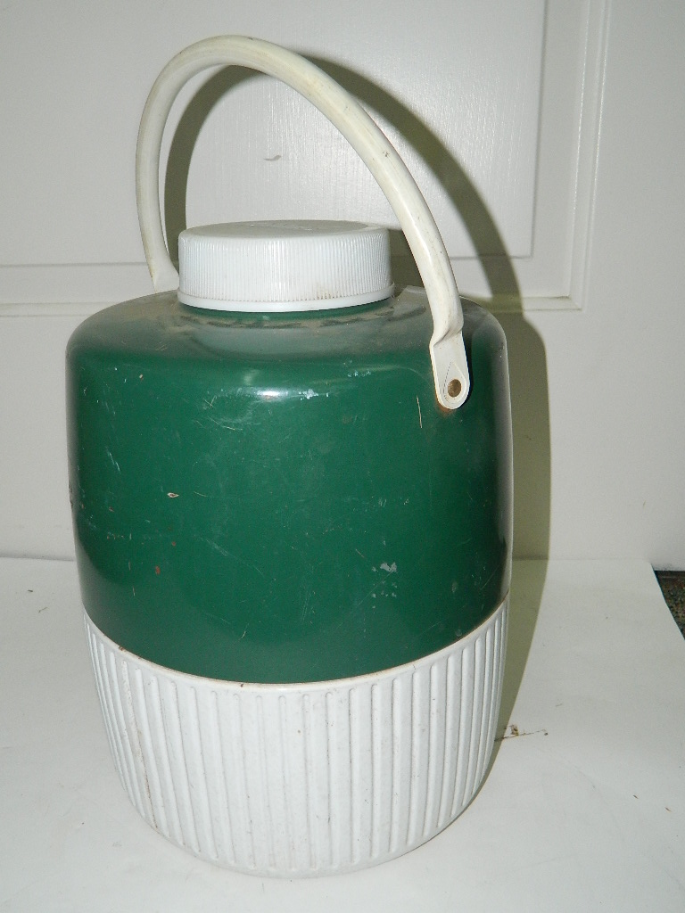 Vintage Coleman Water Beverage Cooler White Green One Gallon Jug
