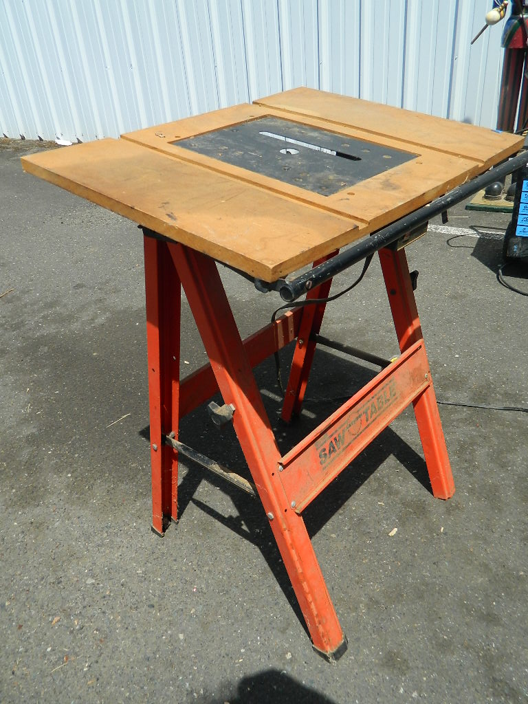 Hirsh deals saw table