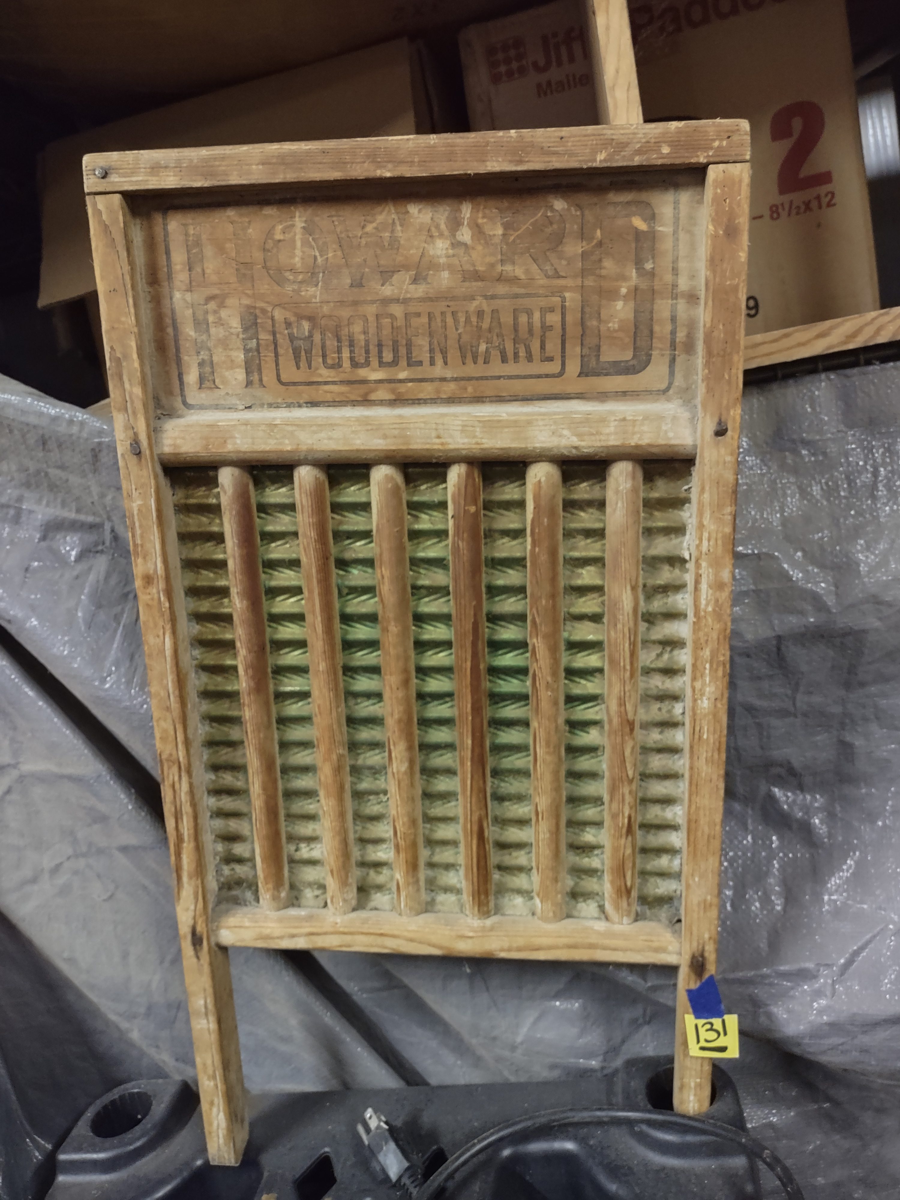 131Vintage Wash Board Howard Woodenware Wilbur Auction