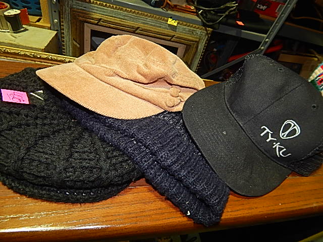 428-Women's Hats