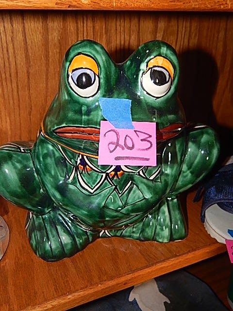203-Painted Frog Planter