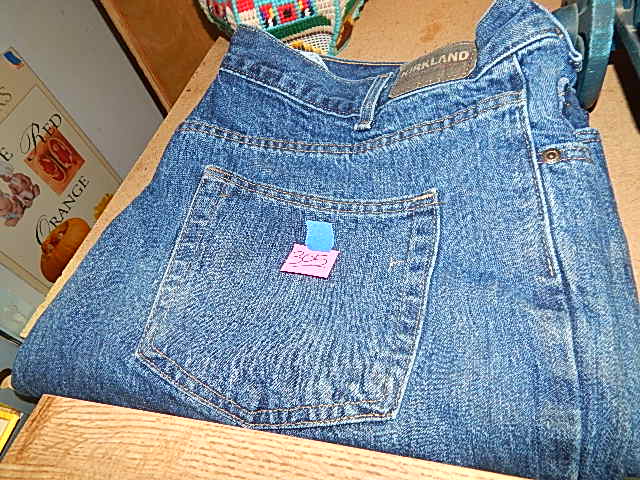 305-Kirkland Men's Jeans 40 x 32