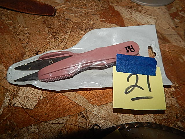 21-Pair of Pink Sewing Scissors