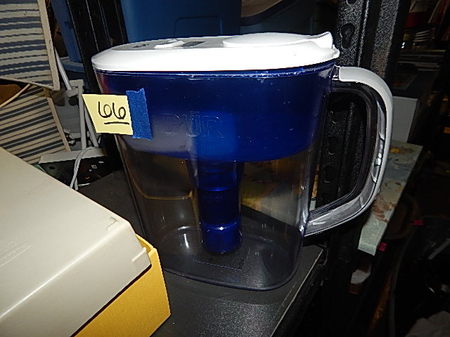66-Pur Water Filtering Pitcher