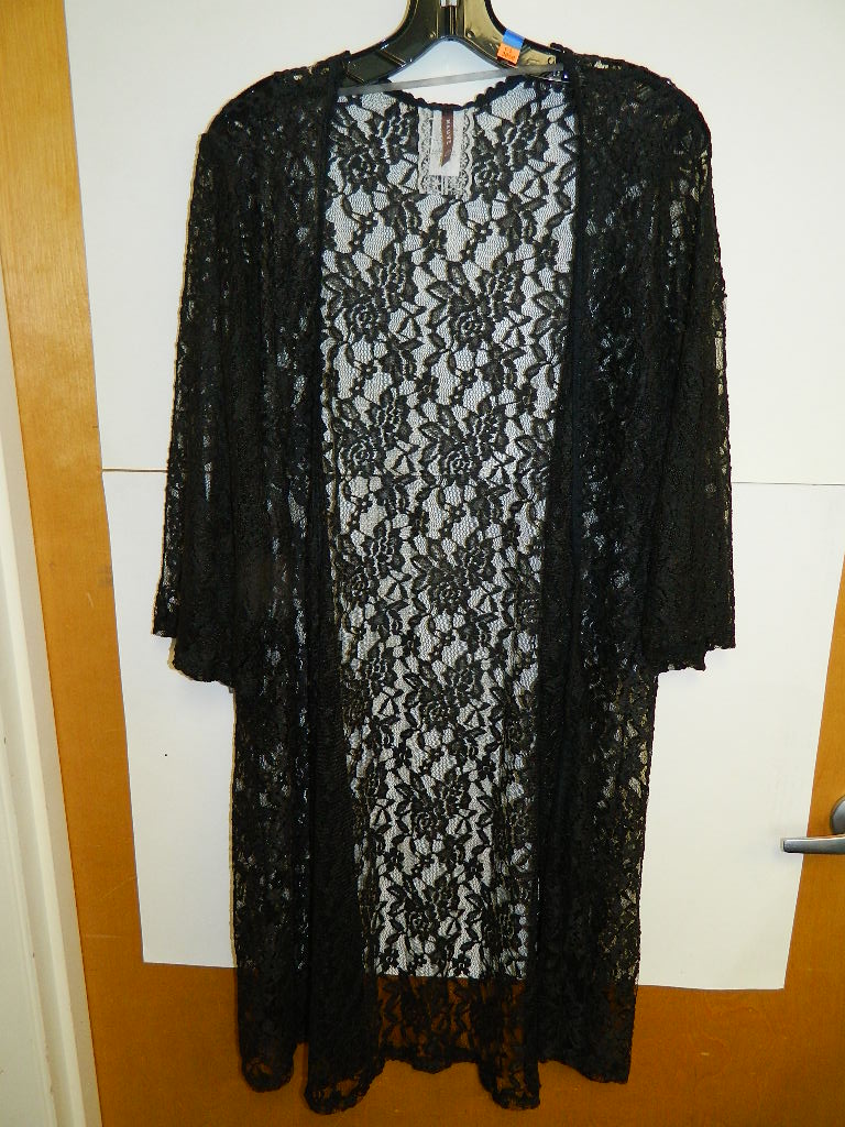 OE3858- WOMEN’S Size Large Mauve Brand Black Lace Cardigan – Wilbur Auction