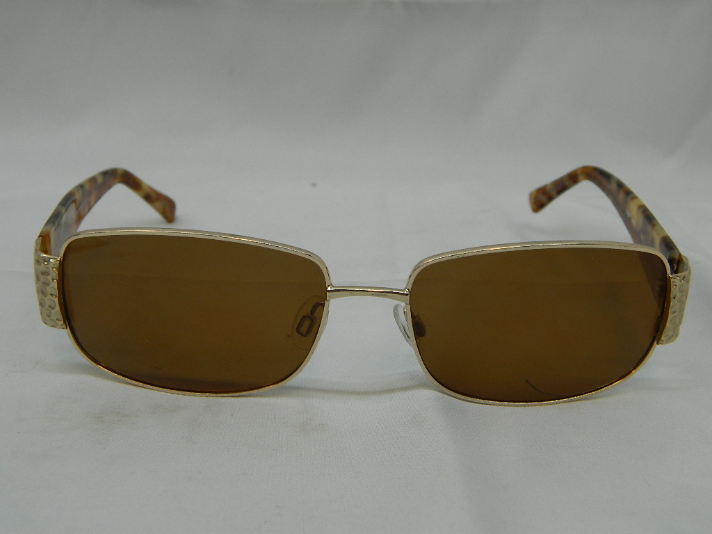 AA3982- WOMEN’S Brown Pretty Sunglasses – Wilbur Auction